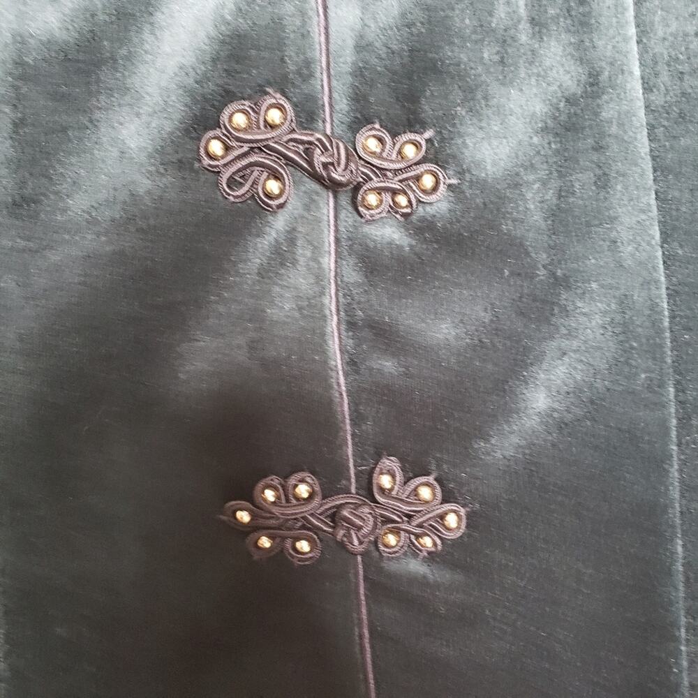 Maren| Vintage Green Velvet Jacket in size 12 - Picture 6 of 9